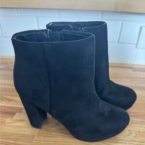 Dream Pairs Black Suede Block Heel Ankle Boots